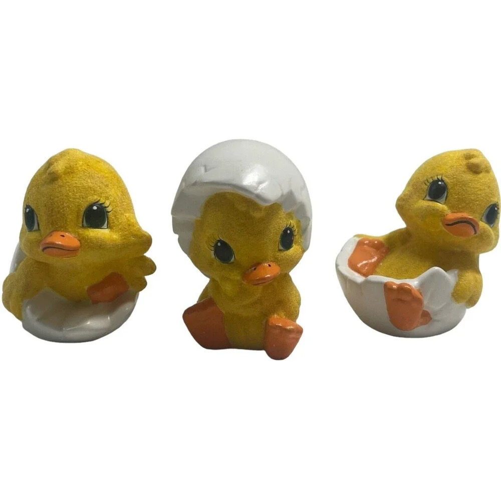 Vintage Set Of 3 Hand Painted Ceramic Hatching Ducklings Chicks Cracked Eggs